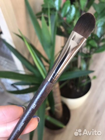 Кисть плоская make up forever