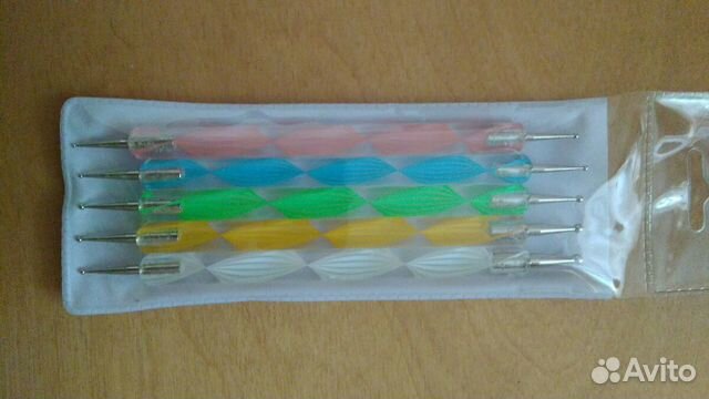 Дотсы (для дизайна ногтей)