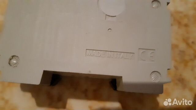 Автоматический выключатель Автоматический выключатель