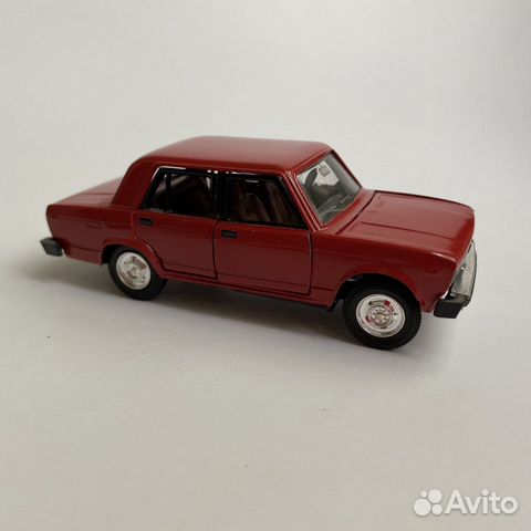 Модель 1:43, Ваз-2105, Тантал Модель 1:43, Ваз-2105, Тантал