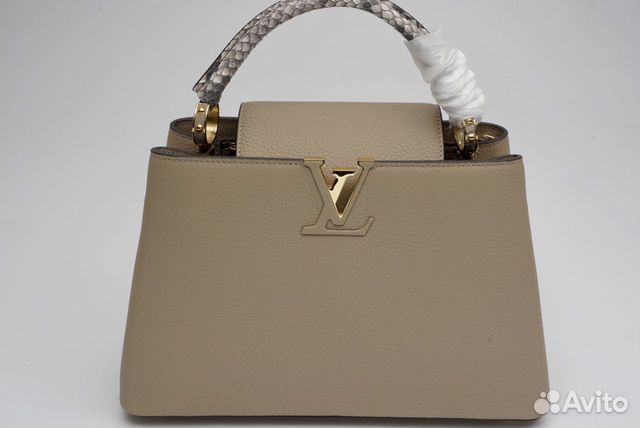 louis vuitton mm capucines