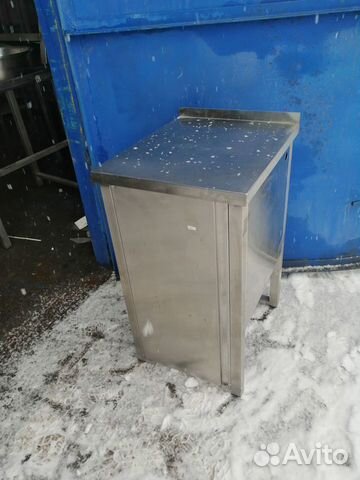 Стол из нержавейки новые, открытые и закрытые Стол из нержавейки новые, открытые и закрытые