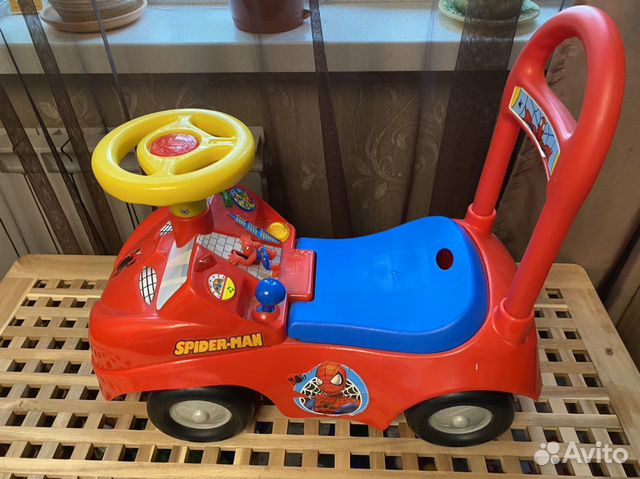 Машинка-каталка