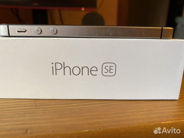Телефон iPhone se 128 Gb Телефон iPhone se 128 Gb