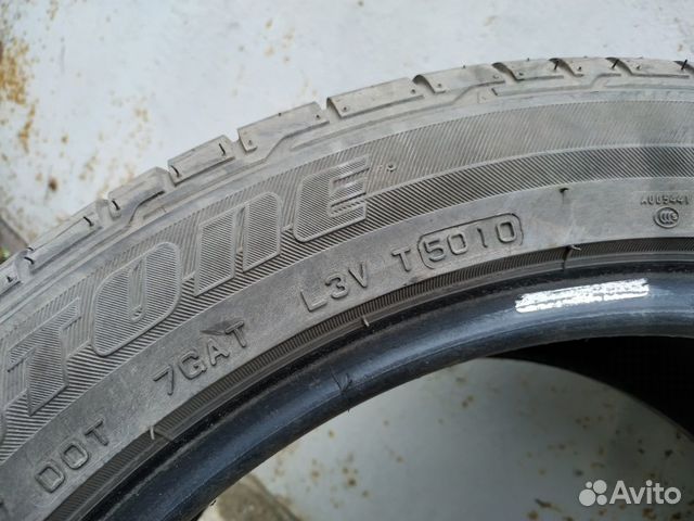 Bridgestone potenza re050a 245/45/17 одна шина Bridgestone potenza re050a 245/45/17 одна шина