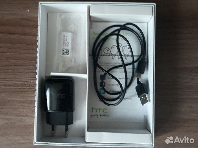 Телефон HTC Desire 628