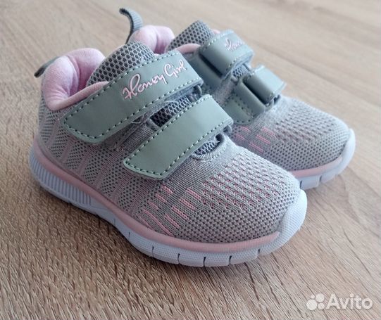 Кроссовки р.20 длина стельки 13 см