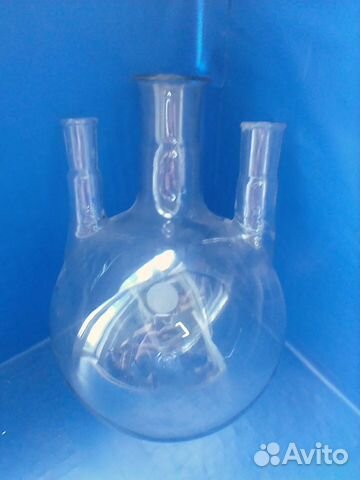 Колба круглодонная трёхгорлая 1000 мл (кгу-3-1-100