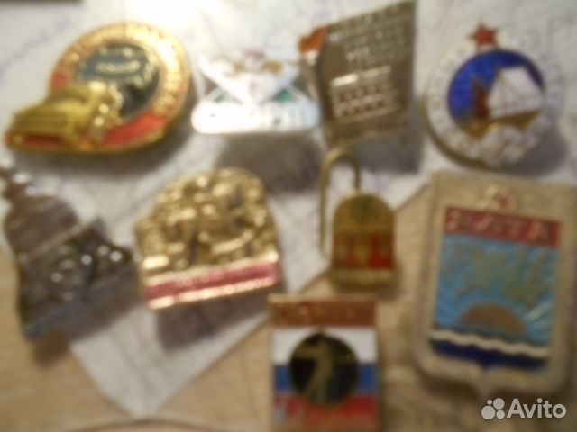 Значки, настольные медали Значки, настольные медали