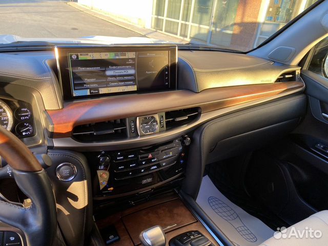 Lexus LX 4.5 AT, 2015, 66 250 км