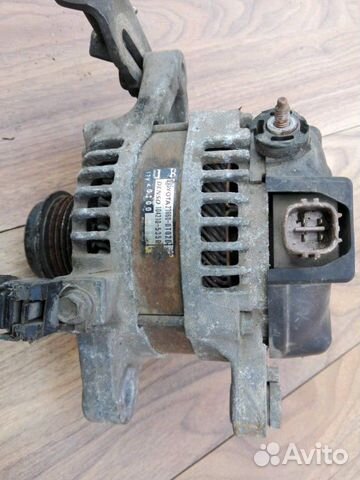 Генератор Toyota Auris E15