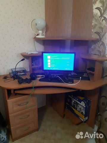 Компьютерный стол Компьютерный стол