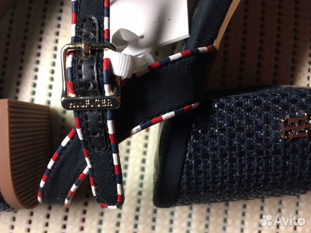 Босоножки Tommy Hilfiger 36 новые Босоножки Tommy Hilfiger 36 новые