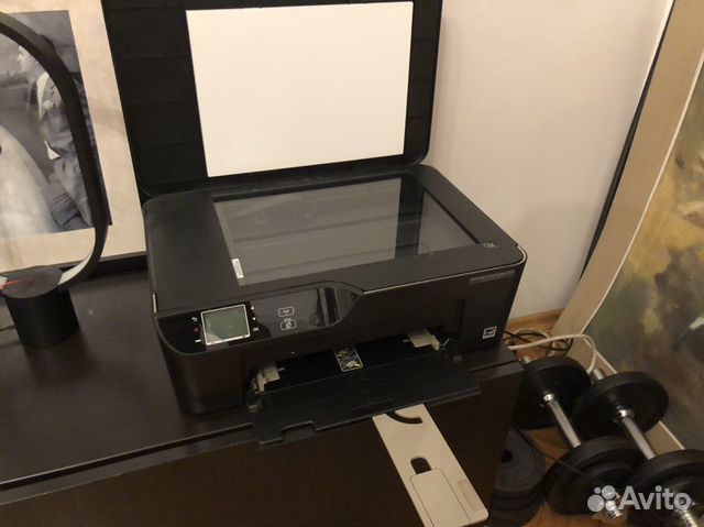 Принтер HP DeskJet Ink Advantage 3525 Принтер HP DeskJet Ink Advantage 3525