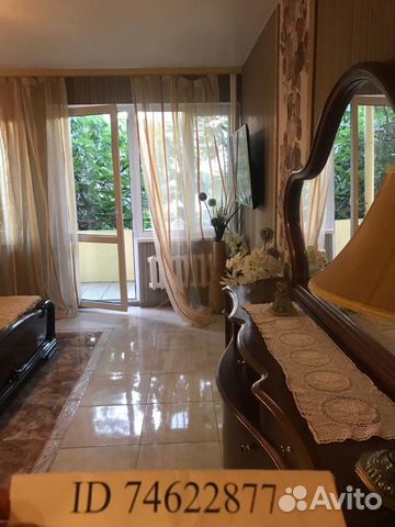 2-к квартира, 80 м², 2/3 эт.
