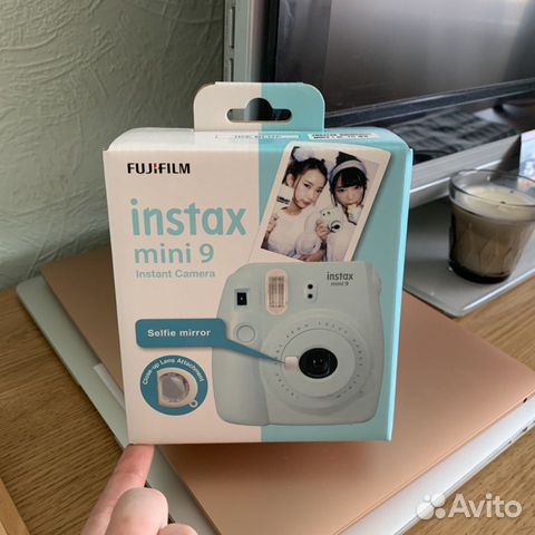 Пленочный фотоаппарат Instax mini 9 Пленочный фотоаппарат Instax mini 9