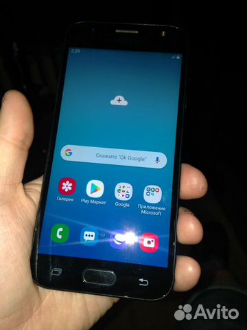 Телефон Samsung J3 3017 Телефон Samsung J3 3017