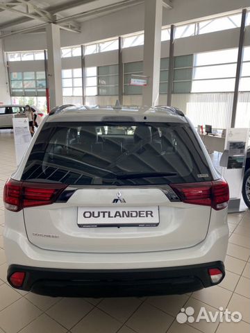 Mitsubishi Outlander, 2020