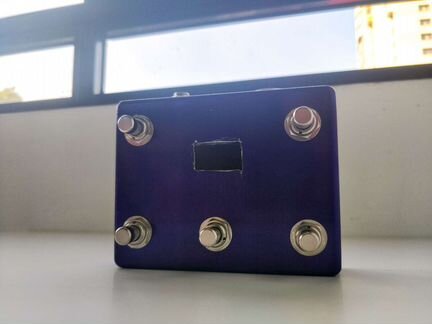 Миди контроллер на 5 кнопок