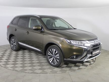 Mitsubishi Outlander 2.0 CVT, 2020