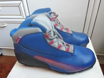 Ботинки лыжные marax MXN-300 Размер : 42 как новые