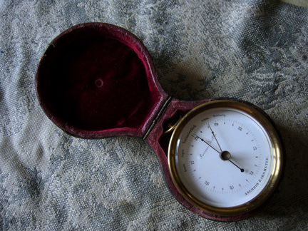 Морской барометр в футляре. Германия. 1880-е