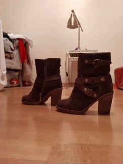 Новые коричневые замшевые женские зимние сапоги