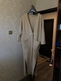 Кашемировое пальто бежевого цвета