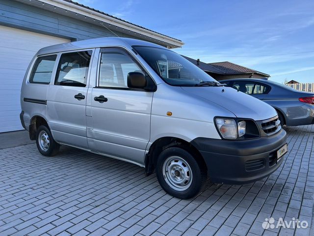 Toyota Town Ace 2002