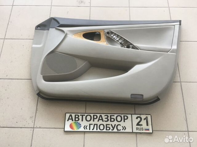 Обшивка двери передний двери правый Тойота Камри