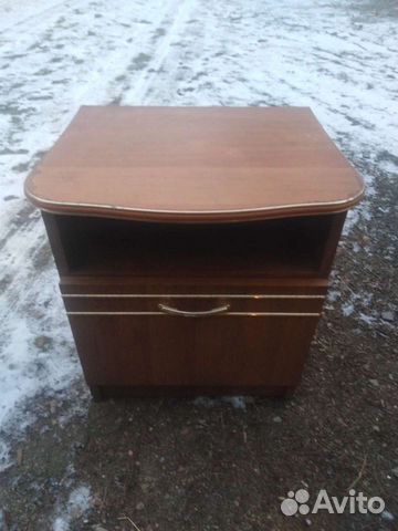 Тумба прикроватная