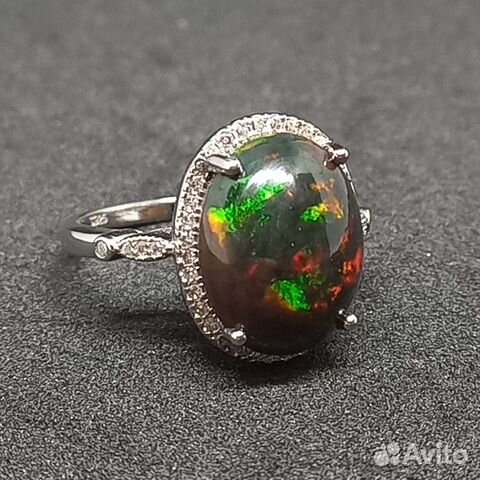 Серебряное кольцо с чёрным опалом р17