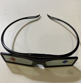 Очки для просмотра 3D фильмов на телевизоре