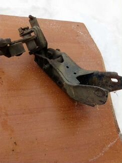 Кронштейн кпп дэу нексия