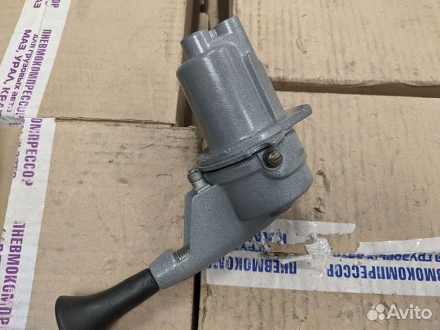 Кран ручного тормоза камаз ручник с доставкой №155 в Москве, цена 1 290 ...