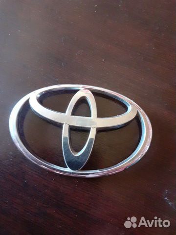 Эмблема тойота
