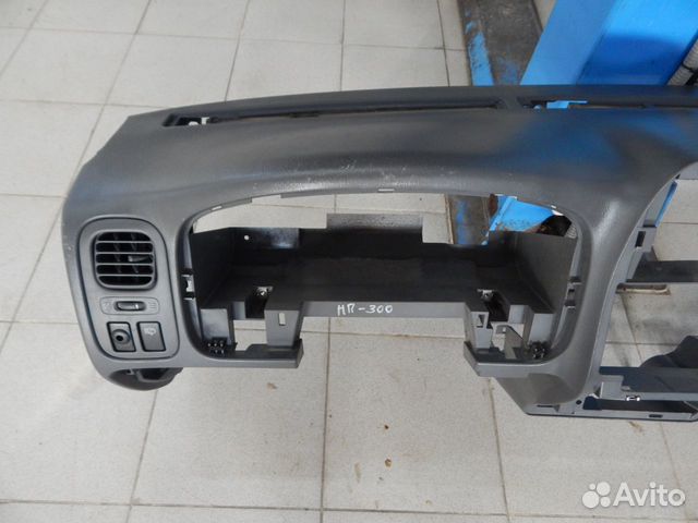 Торпедо Nissan NP300 68100VK60A 2013