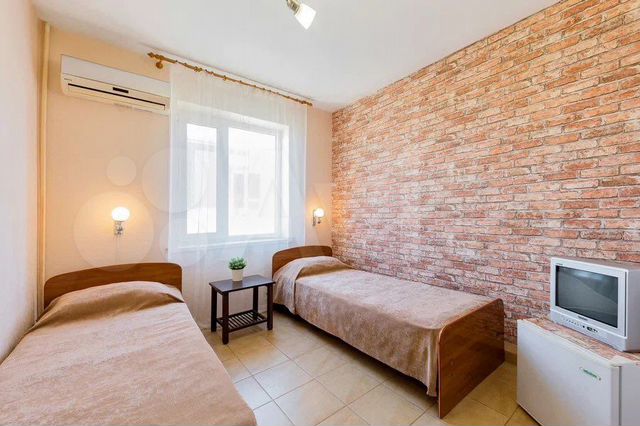 Комната 15 м² в 1-к., 2/3 эт.