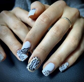 Маникюр педикюр