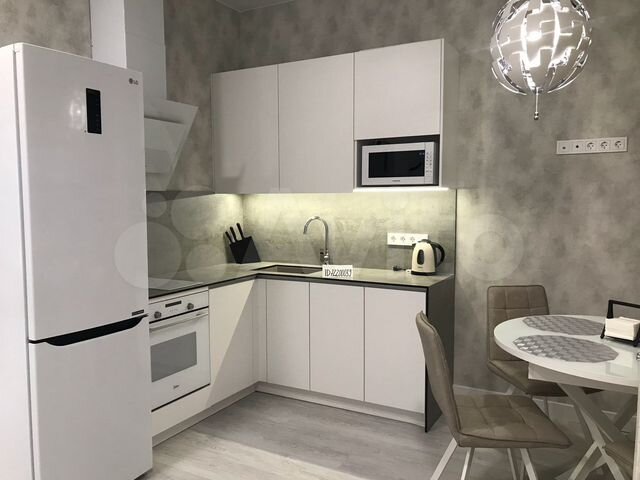 2-к. квартира, 63 м², 4/14 эт.