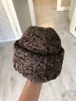 Каракулевая шапка-пилотка