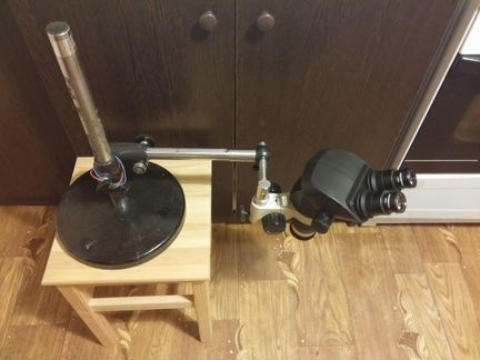 Штатив для микроскопа
