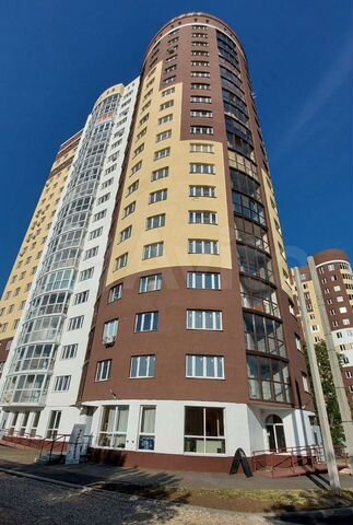 2-к. квартира, 52 м², 4/19 эт.