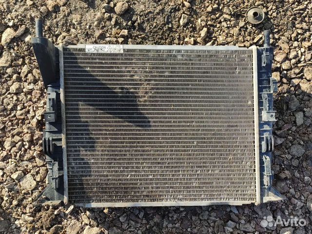Радиатор охлаждения Форд фокус 2