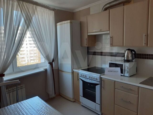 2-к. квартира, 55 м², 6/10 эт.