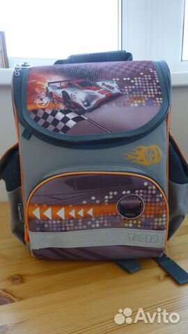 Ранец школьный для мальчика начальной школы