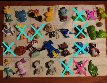 Игрушка из Киндер сюрприза