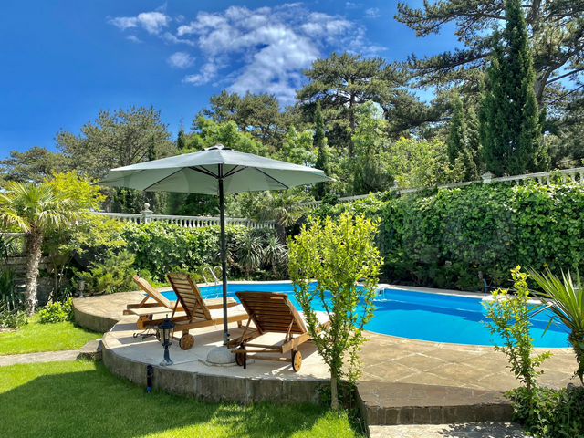 Дом 540 м² на участке 14 сот.