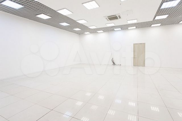 Торговое помещение в ТЦ, 119.4 м²