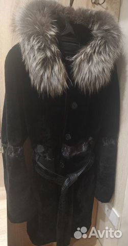 Шуба мутоновая с норковой вставкой